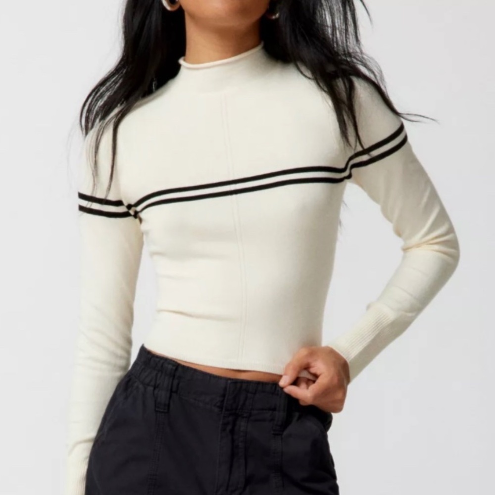 Urban Outfitters Angelo Mock Neck Sweater - NWT